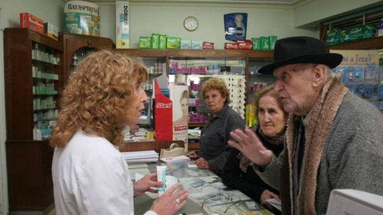 FARMACIAS ADVIERTEN QUE PAMI LES ADEUDA PAGOS DESDE SEPTIEMBRE Y PIDEN UN PROGRAMA DE PAGO