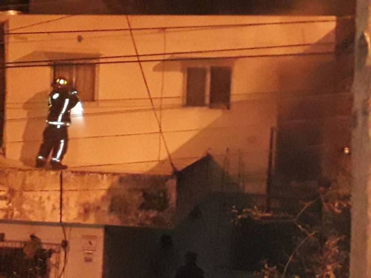 SALTA: POR UNA COLILLA DE CIGARRO SE LES INCENDIÓ LA CASA