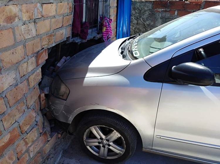 BUENOS AIRES: APRENDÍA A MANEJAR, ATROPELLÓ A SUS HIJOS Y MATÓ A SU HIJA