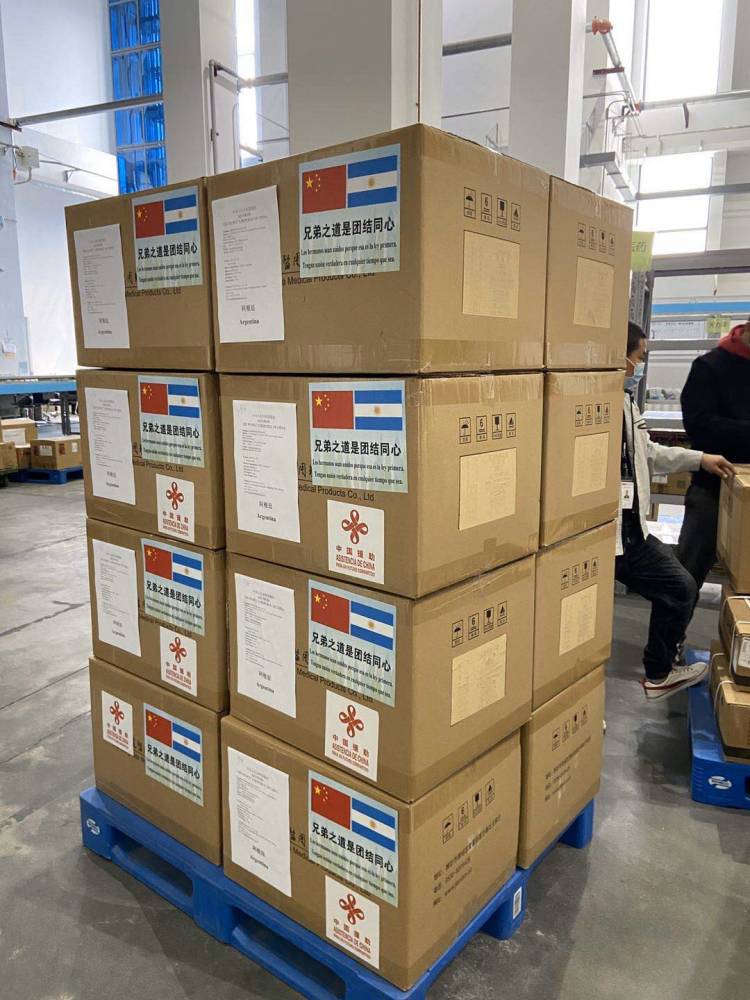 ARRIBÓ HOY UN NUEVO VUELO DE CHINA CON INSUMOS MÉDICOS