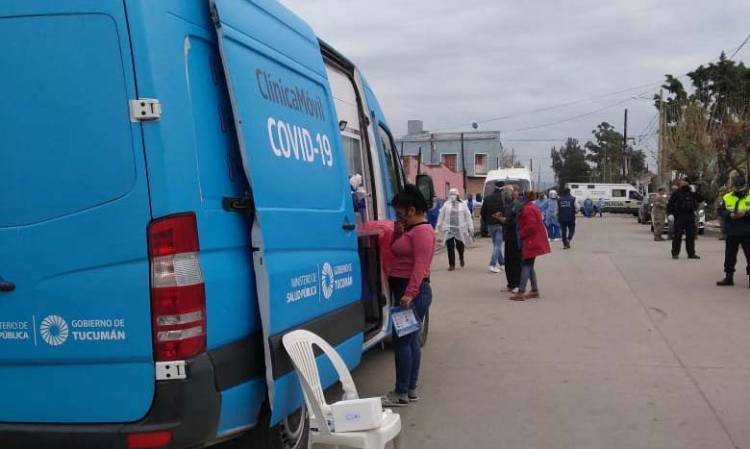 TUCUMÁN: INTENSO OPERATIVO DE BÚSQUEDA ACTIVA DE FEBRILES  EN EL BARRIO JUAN PABLO II