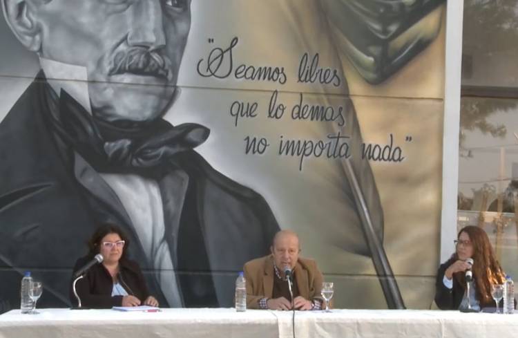PARTIDO DE MAR CHIQUITA: IMPORTANTES ANUNCIOS DEL INTENDENTE PAREDI EN MATERIA EDUCATIVA