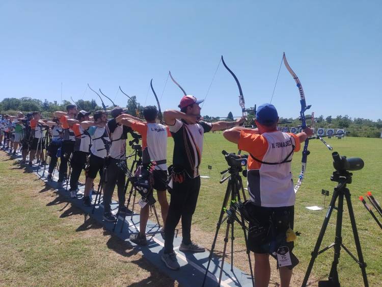 TIRO CON ARCO:  LOS ARQUEROS VILLAMERCEDINOS DABOVE Y MATURANO LOGRARON PODIO EN ROSARIO EN EL PRIMER TORNEO RANKEABLE NACIONAL