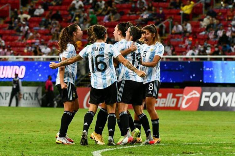 FÚTBOL FEMENINO EN SAN LUIS: ARGENTINA VS. CHILE SE ADELANTA, JUGARÁN ESTE DOMINGO A LAS 15:40