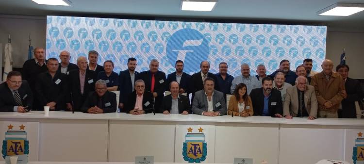 LA FEDERACIÓN ARGENTINA DE PERIODISTAS DEPORTIVOS TUVO SU ASAMBLEA ANUAL EN EL PREDIO DE AFA Y SAN LUIS ESTUVO PRESENTE