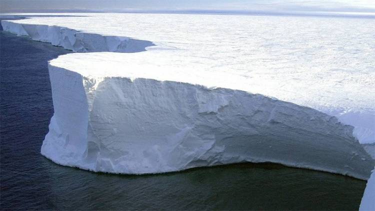 EL COLAPSO DE UN GLACIAR UBICADO EN EL OESTE DE LA ANTÁRTIDA, AMENAZA CON ELEVAR HASTA TRES METROS EL NIVEL DEL MAR