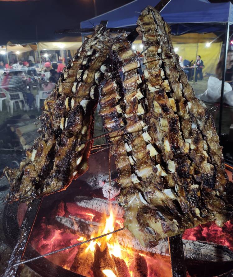 BUENOS AIRES: COMIENZA LA 17° FIESTA PROVINCIAL DEL COSTILLAR EN VIVORATÁ 