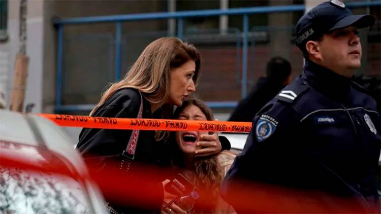 MASACRE EN SERBIA: ADOLESCENTE ASESINÓ A OCHO ALUMNOS Y A UN GUARDIA EN UNA ESCUELA DE BELGRADO