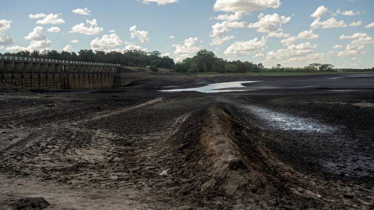 SEQUÍA EN URUGUAY Y FALTA DE AGUA POTABLE