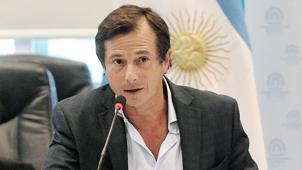 DANIEL LIPOVETZKY