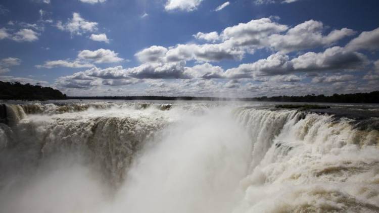 EL PARQUE NACIONAL IGUAZÚ REABRIÓ SUS CIRCUITOS TRAS LAS CRECIDAS DEL RÍO 