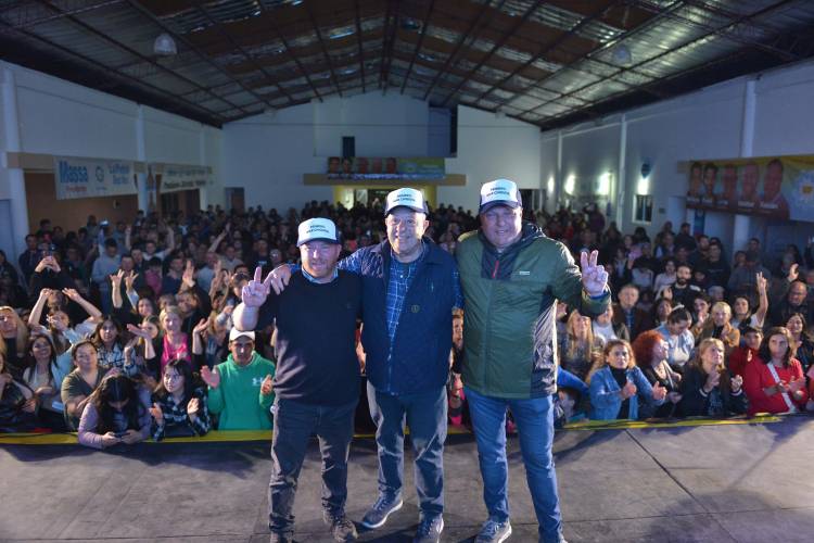 CONTUNDENTE TRIUNFO DE PAREDI Y WALTER WINI EN MAR CHIQUITA