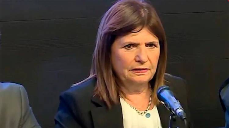 PATRICIA BULLRICH SE REFIRIÓ A LOS CACEROLAZOS EN CONTRA DEL DNU