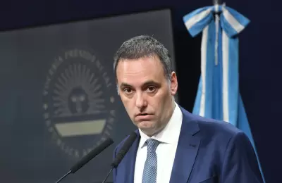 ADORNI ANUNCIÓ QUE ESTE JUEVES HABRÁ UNA REUNIÓN CON UNA COMITIVA DEL FMI