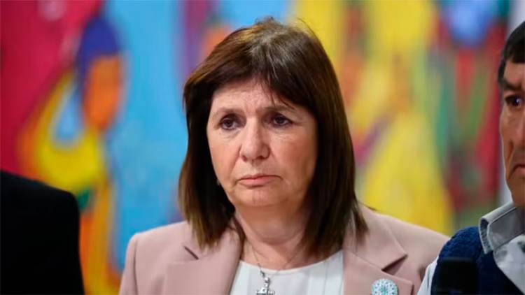 VISITA DE DIPUTADOS LIBERTARIOS A REPRESORES EN EL PENAL DE EZEIZA: “ES LA LIBERTAD”, AFIRMÓ BULLRICH