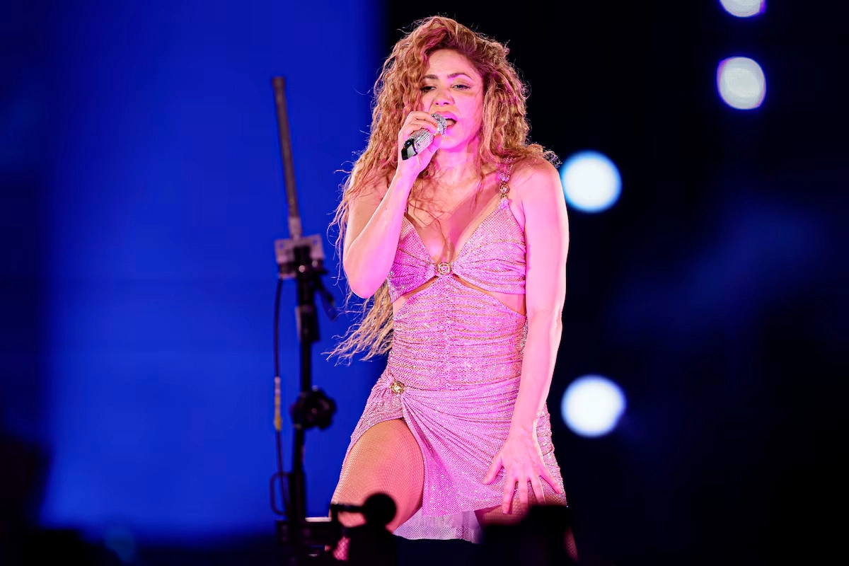 SHAKIRA BRINDÓ UN SHOW ANTE MÁS DE 120.000 PERSONAS EN BUENOS AIRES