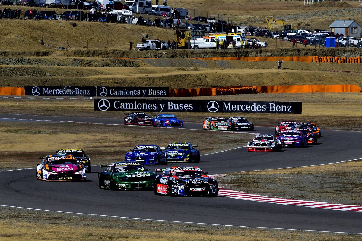 CHAPUR TRIUNFÓ EN EL TC EN EL CALAFATE TRAS UN SOBREPASO EN LA VUELTA FINAL