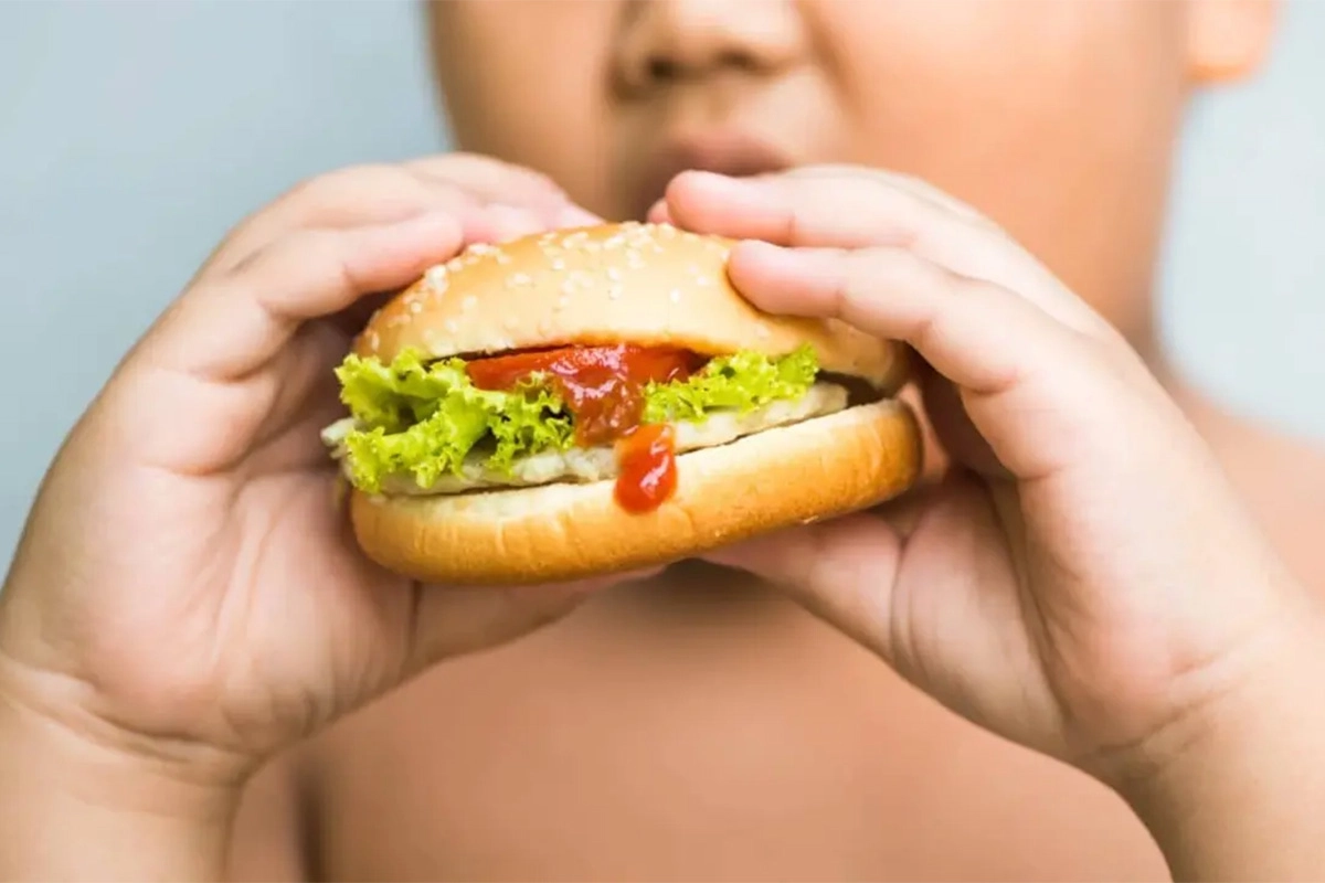 UNICEF: LA OBESIDAD INFANTIL YA SUPERA A LA DESNUTRICIÓN EN EL MUNDO