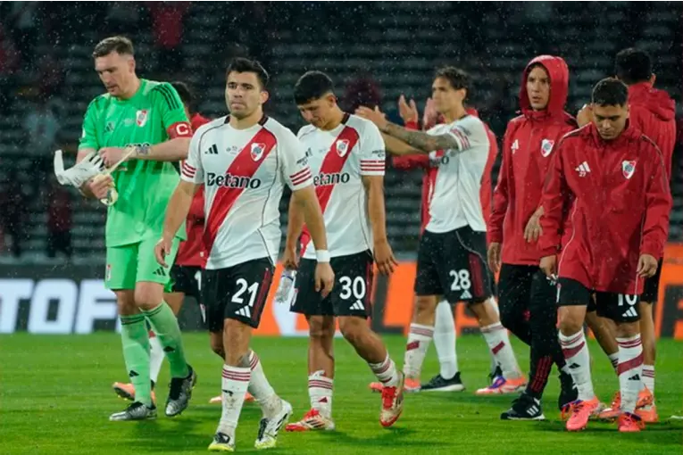 INDEPENDIENTE RIVADAVIA ELIMINÓ A RIVER Y JUGARÁ LA FINAL DE LA COPA ARGENTINA