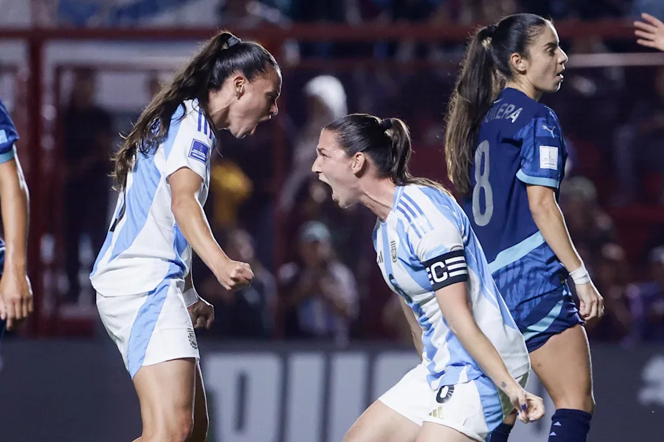 ARGENTINA SUMÓ 4 PUNTOS EN EL INICIO DE LA LIGA DE NACIONES FEMENINA DE FÚTBOL