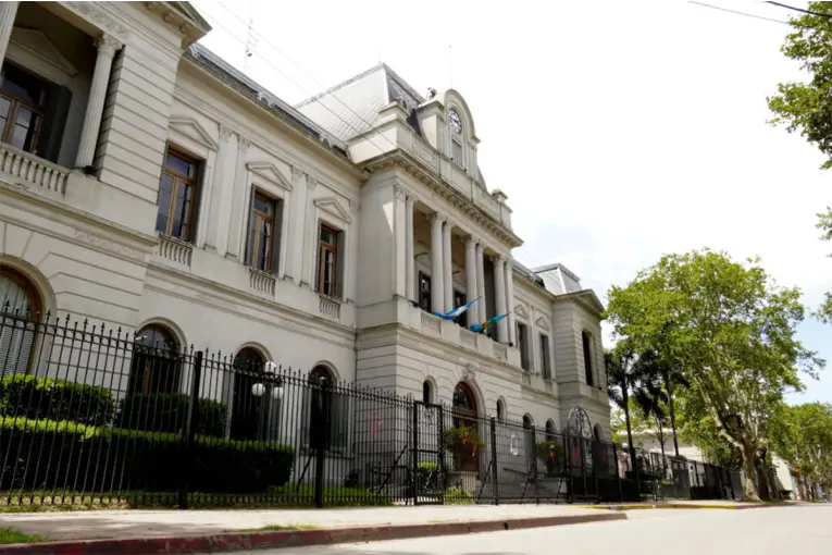 ZÁRATE DESIGNÓ A UNA INTELIGENCIA ARTIFICIAL COMO DIRECTORA MUNICIPAL