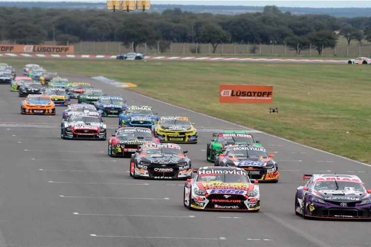 EL TC LLEGA A TOAY CON 49 PILOTOS PARA LA ANTEÚLTIMA FECHA DEL 2025