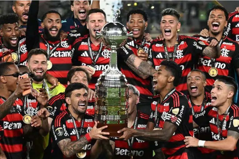 FLAMENGO VENCIÓ A PALMEIRAS Y SE CORONÓ TETRACAMPEÓN DE LA LIBERTADORES