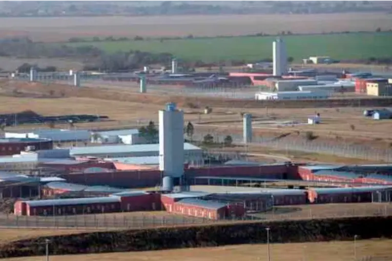 CÓRDOBA: MURIÓ UNA RECLUSA Y OTRA ESTÁ GRAVE TRAS UN INCIDENTE EN LA CÁRCEL DE BOUWER