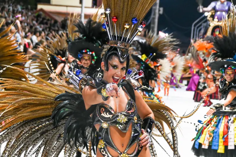EL CORSÓDROMO DE GUALEGUAYCHÚ LISTO PARA LA CUARTA NOCHE DEL CARNAVAL DEL PAÍS