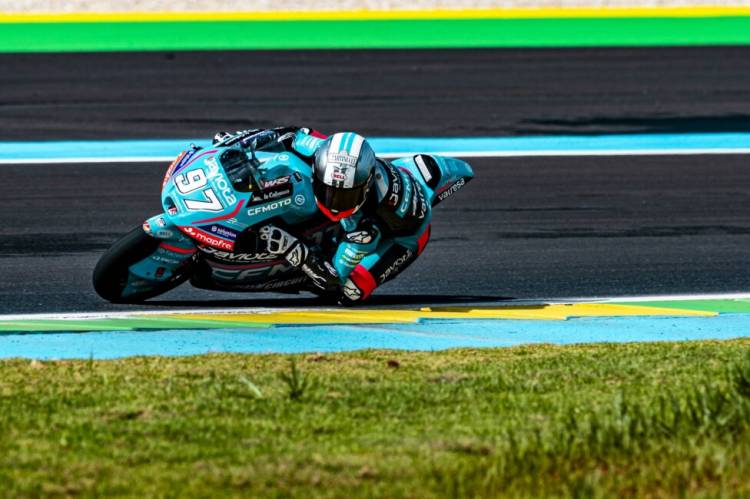 Marco Morelli logró su primer podio en Moto3 con un 2° puesto en Brasil