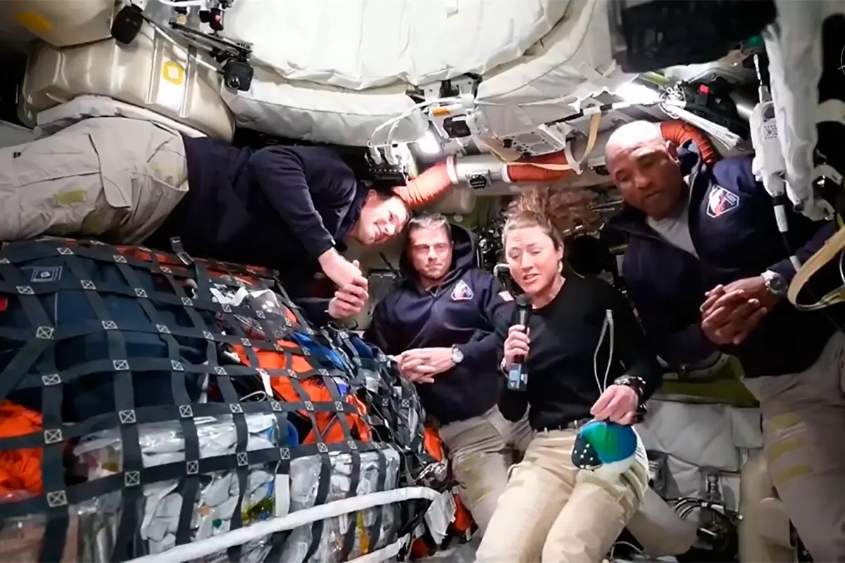 Artemis II avanza hacia la Luna tras superar la maniobra clave