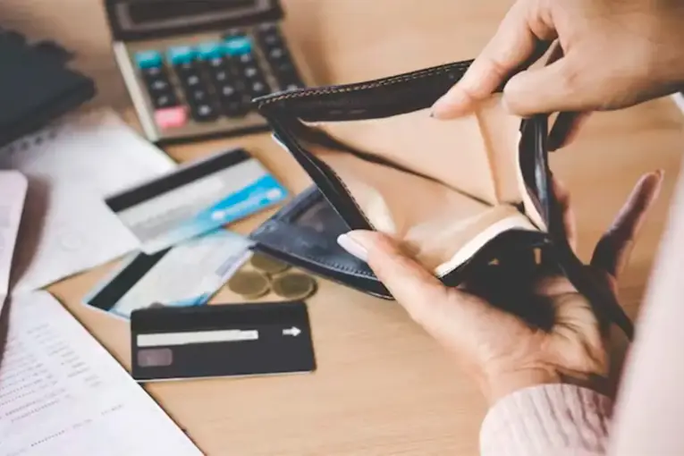 La morosidad en préstamos a familias alcanza su nivel más alto en años