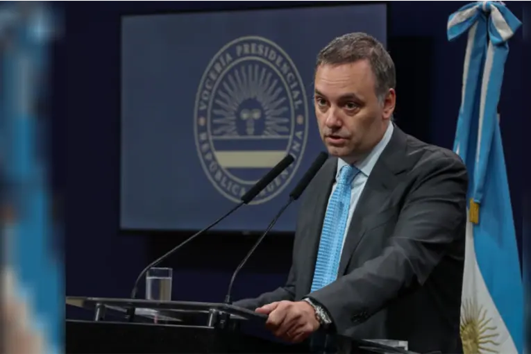 Adorni defendió el presupuesto universitario y apuntó contra la UBA