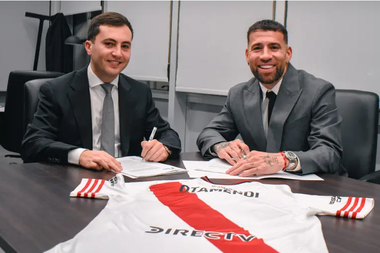 Nicolás Otamendi es nuevo jugador de River y cumplirá el sueño de vestir la camiseta del club de sus amores