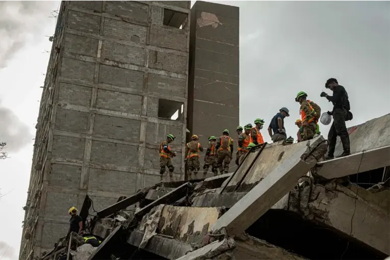 Terremotos en Venezuela: ya son 1.943 los muertos y buscan a más de 50.000 desaparecidos