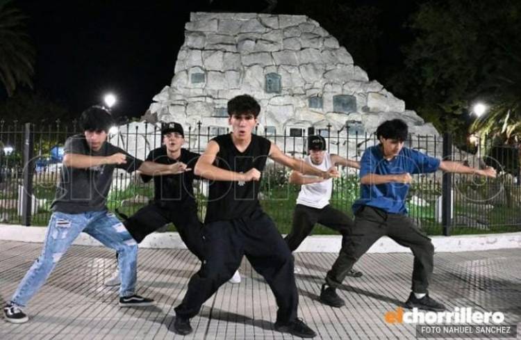 Redlions: el grupo de K-pop de Villa Mercedes que conquistó las redes